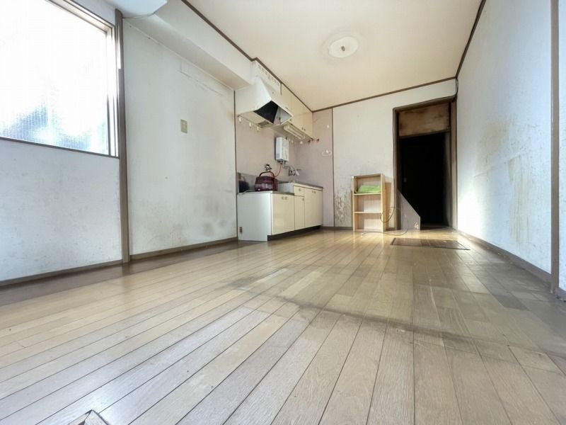 Affordable 3DK Terraced House for Sale in Daito City, Osaka - Thumbnail 4