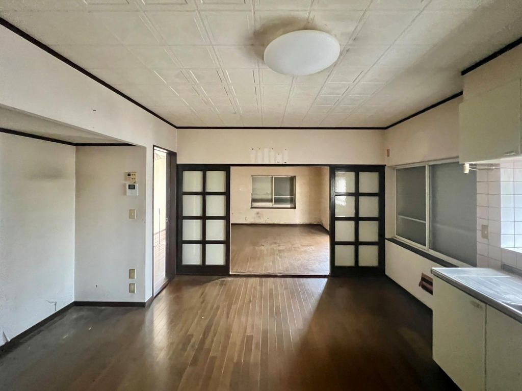 5LDK Detached House for Sale in Kinokawa, Wakayama - Thumbnail 4