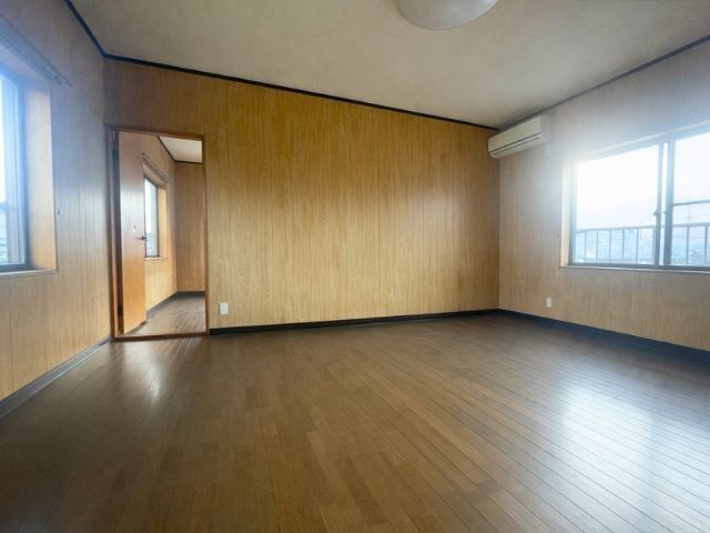 8DK House with Guest House for Sale near Ageki Station, Inabe - Thumbnail 4