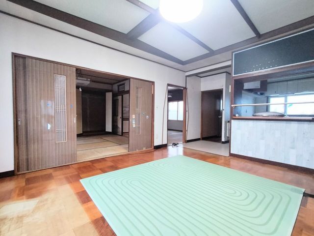 7LDK House on 929 sqm Land in Rural Iwamizawa, Hokkaido - Thumbnail 3