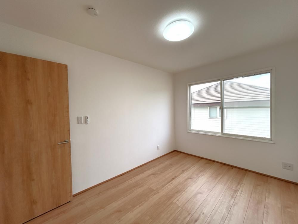 Renovated 4LDK House in Hakodate with Garden & Parking - Thumbnail 4