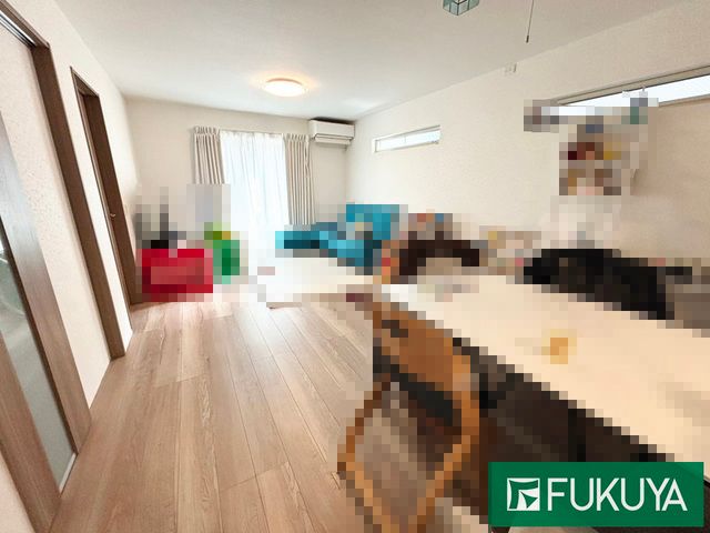 Modern 3LDK Detached House for Sale in Higashiyodogawa, Osaka - Thumbnail 3
