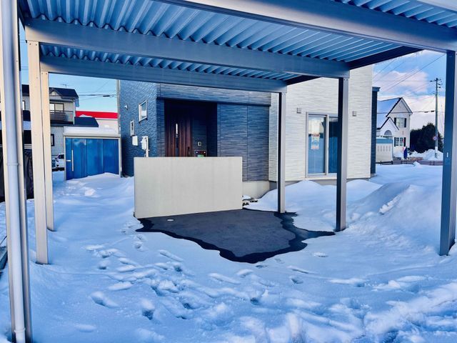 2019-Built 3SLDK House on Large Corner Lot in Ebetsu, Hokkaido - Thumbnail 2