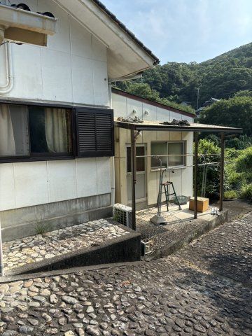 Used House for Sale in Yura, Wakayama - 9DK, 105.99 sqm - Thumbnail 3