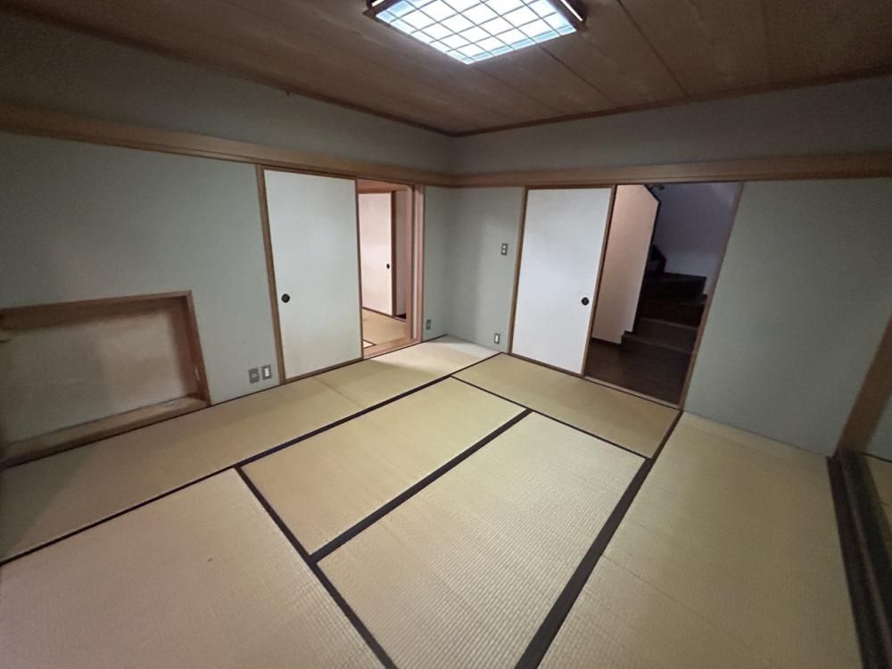 Renovated 6LDK House with 4 Car Parking in Tsuruga, Fukui - Thumbnail 4