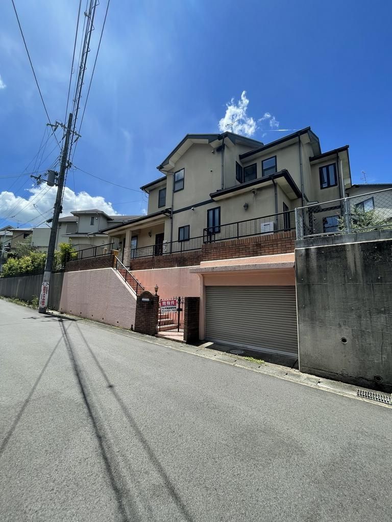 Renovated 4LDK House for Sale in Uji, Kyoto | 130.9㎡ - Thumbnail 2