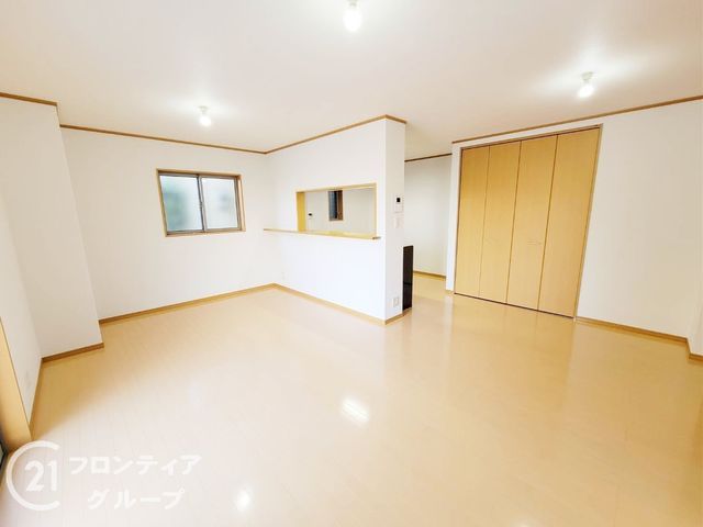 3LDK Detached House in Yao City, Osaka - 88.69 sqm - Thumbnail 3