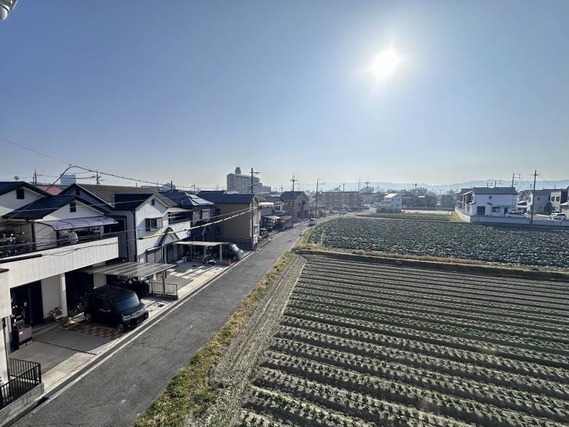 Renovated 4LDK House for Sale in Izumisano, Osaka - Thumbnail 2