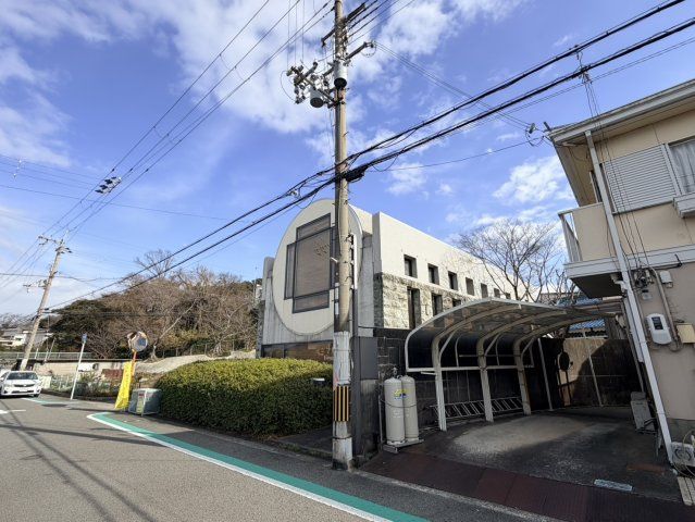 RC 3LDK House with Cafe Space Near Fukudicho Station, Osaka - Thumbnail 3