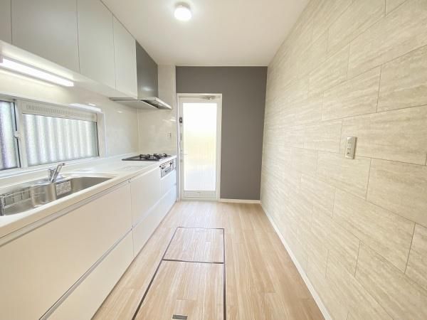 Renovated 4LDK House in Kobe Suma Ward | 1850万 Yen - Thumbnail 3
