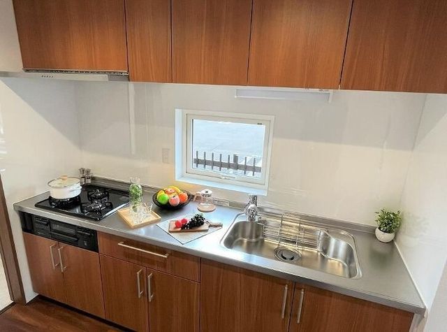 3LDK Detached House for Sale in Ishikari, Hokkaido - 147.5 sqm - Thumbnail 2