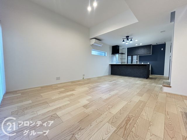 4LDK House for Sale in Kashihara, Nara - 103.5 sqm - Thumbnail 4