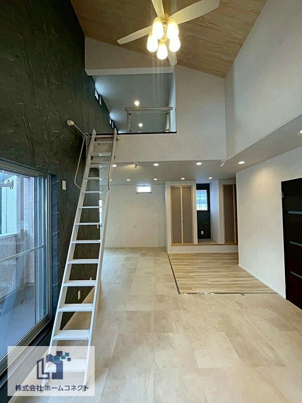 4LDK Detached House for Sale Near Hiraoka Station, Higashiosaka - Thumbnail 3