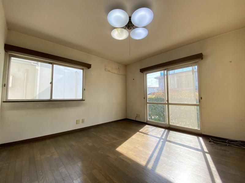4LDK Detached House in Kobe Nishi Ward | 110.95 sqm on 226.21 sqm Land - Thumbnail 3