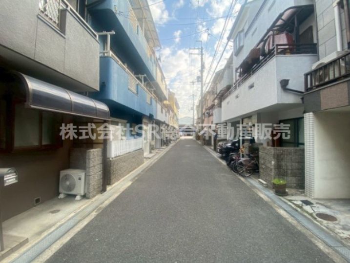 4DK Family Home with Garage in Higashiosaka, Osaka | 1994 Build - Thumbnail 3