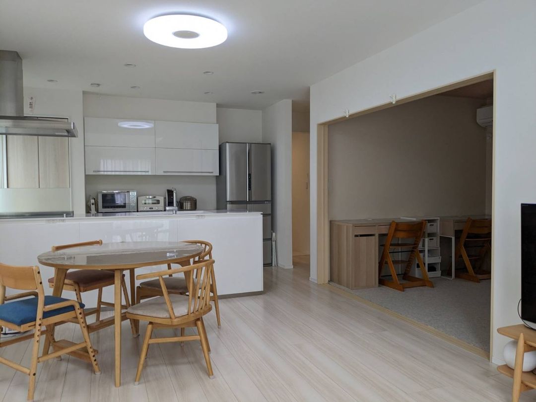 4LDK Detached House for Sale in Iwade, Wakayama - Thumbnail 2