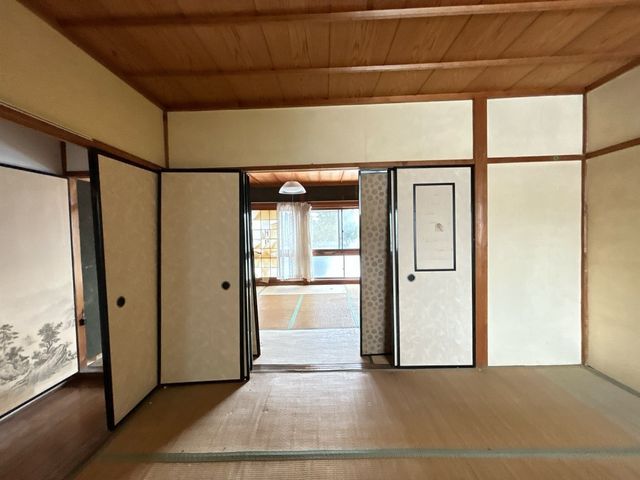 Renovated 3LDK House in Kanazawa with Parking - Thumbnail 3