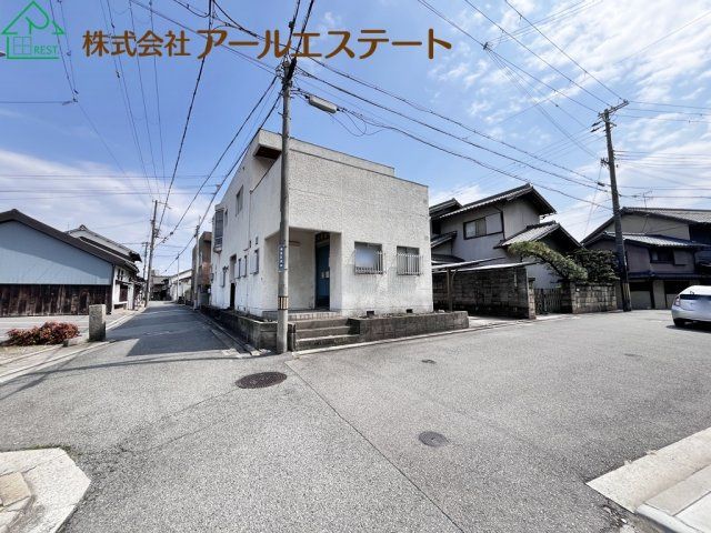 8DK RC Detached House on Corner Lot Near Shikama Station, Himeji - Thumbnail 2
