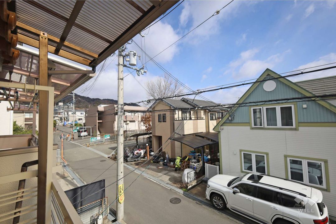 4DK Terrace House for Sale in Quiet Minoh City, Osaka - Thumbnail 3