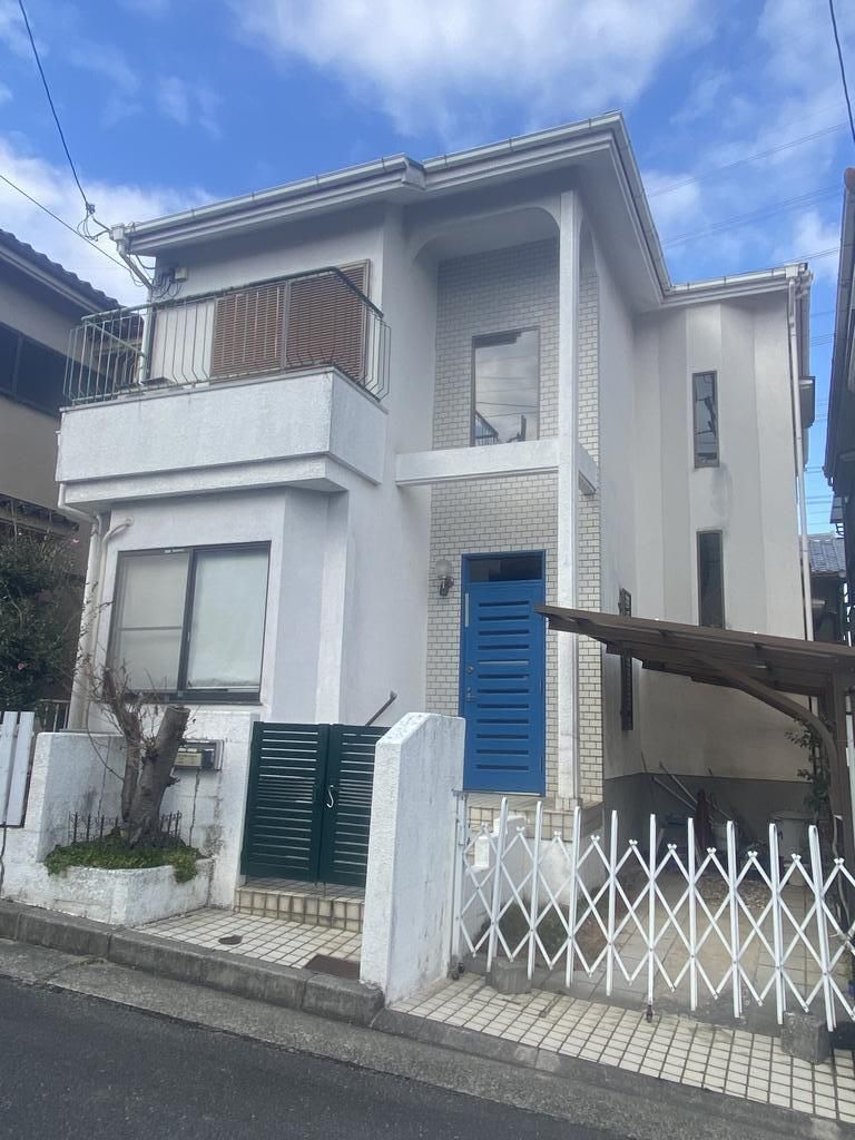 5DK Detached House for Sale in Izumi City, Osaka - Thumbnail 2