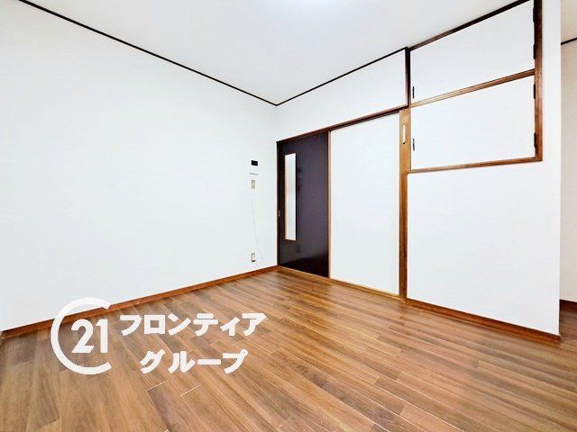 Renovated 3DK House for Sale in Higashiosaka, Osaka - Thumbnail 4
