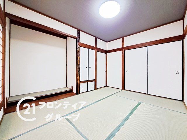 Renovated 3DK House for Sale in Higashiosaka, Osaka - Thumbnail 3