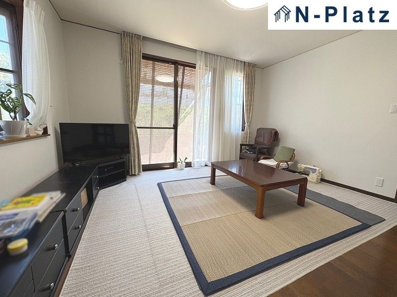 4LDK House for Sale in Kobe Shioya - Garden & 2 Car Parking - Thumbnail 4