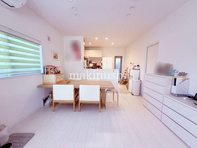 Spacious 3LDK Detached House in Matsubara, Osaka - 2018 Build - Thumbnail 4