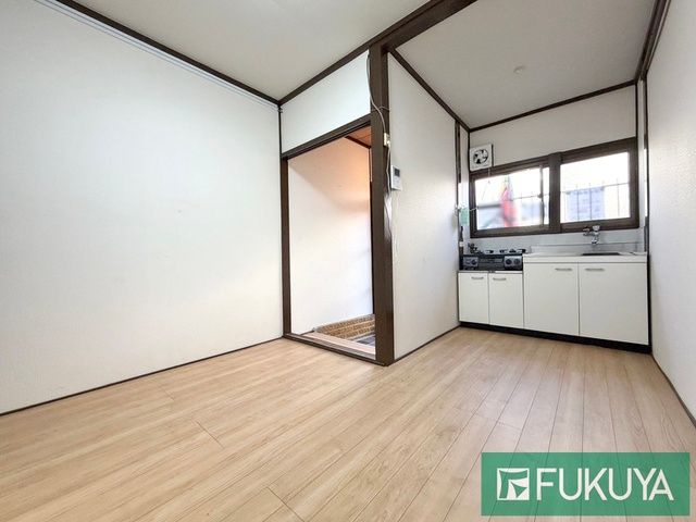 Terraced House for Sale in Matsubara, Osaka - 3DK, Near Nunose Station - Thumbnail 3