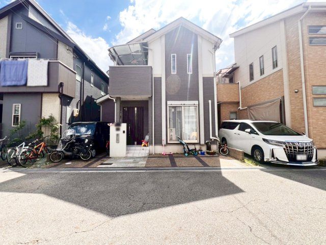 4LDK Detached House for Sale in Nishi-Yodogawa-ku, Osaka - Thumbnail 4