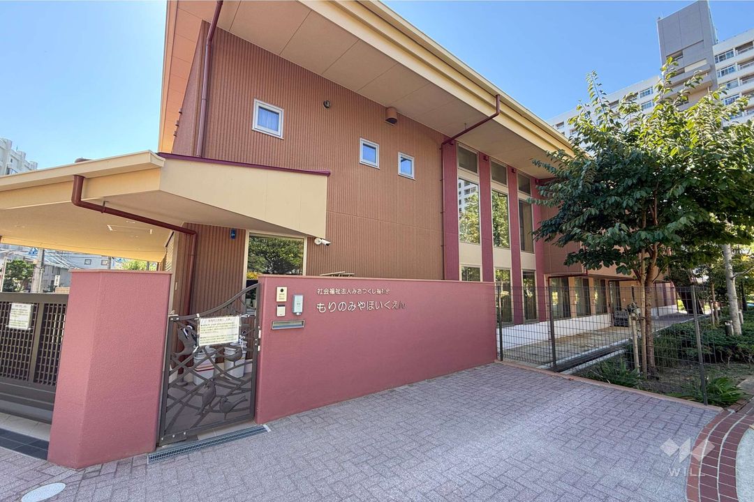 Renovated 3LDK House Near Midoribashi Station, Osaka Joto Ward - Thumbnail 2