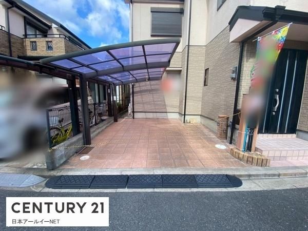 4LDK Detached House for Sale in Takatsuki, Osaka – 89 sqm - Thumbnail 2
