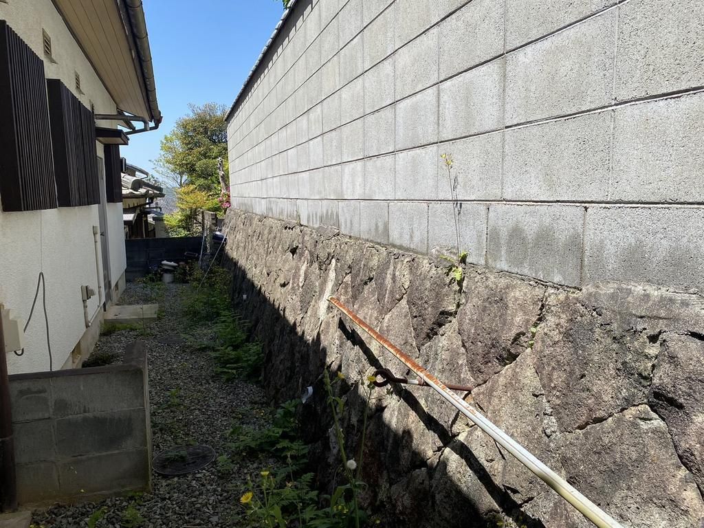 5DK Detached House for Sale in Himeji, Hyogo - 940万円 - Thumbnail 2