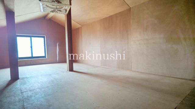 4LDK Detached House with Loft Storage Near Fujiidera Station - Thumbnail 3