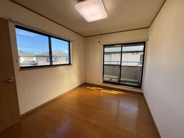 4LDK House for Sale in Ukyo-ku, Kyoto, 111.78 sqm - Thumbnail 4