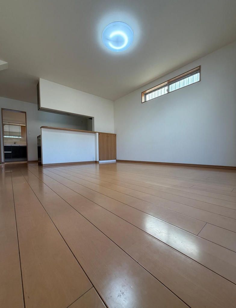 4LDK Wooden House for Sale in Hirano, Osaka - 115.09 sqm - Thumbnail 2