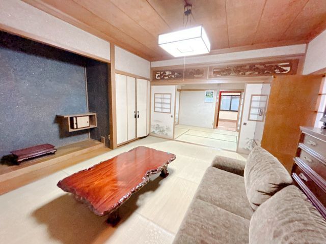 Renovated 4LDK House in Katsuyama, Fukui - 135 sqm - Thumbnail 3