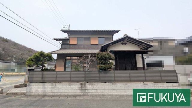 4DK Detached House for Sale in Himeji, Hyogo | 110.75 sqm - Thumbnail 2