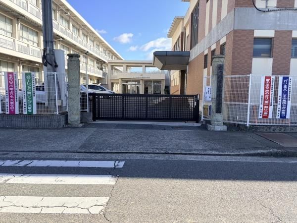 Spacious 7SLDK Family House for Sale in Tatsuno City, Hyogo - Thumbnail 2
