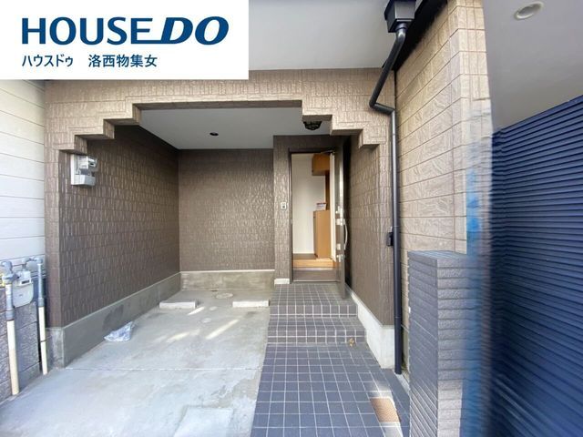Renovated 4DK House in Muko City Near Two Train Lines - Image 1