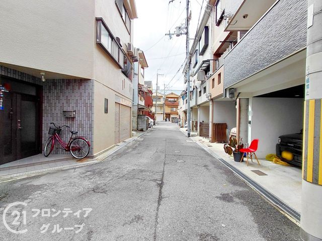 3LDK House for Sale in Kadoma City, Osaka - 96.52 sqm - Thumbnail 3