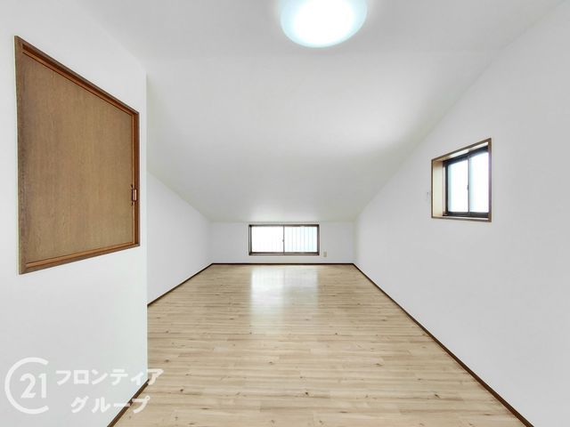 3LDK House for Sale in Kadoma City, Osaka - 96.52 sqm - Thumbnail 4
