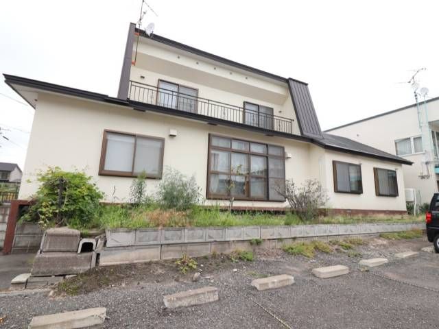 5LDK Family House for Sale in Kitami, Hokkaido - Thumbnail 2