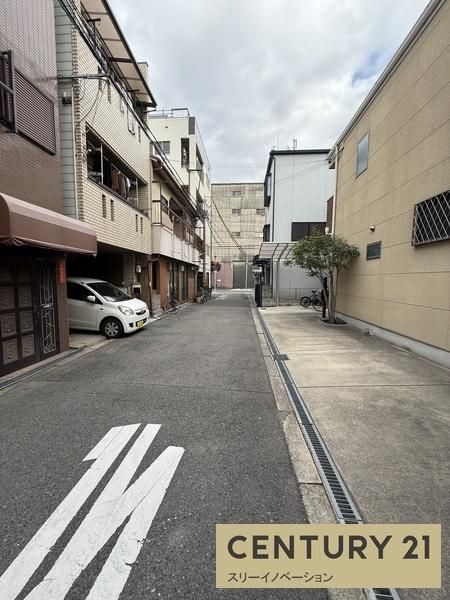 6DK Steel House with Rooftop Balcony for Sale in Osaka Taisho - Thumbnail 2