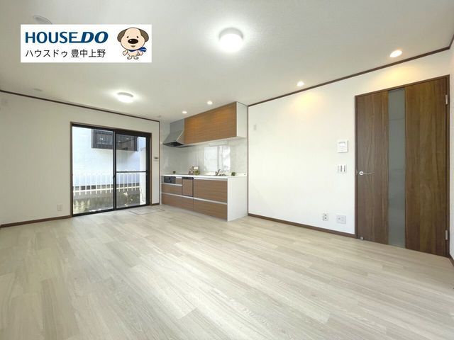 3LDK Renovated House in Toyonaka near Sakurai Station - Thumbnail 2