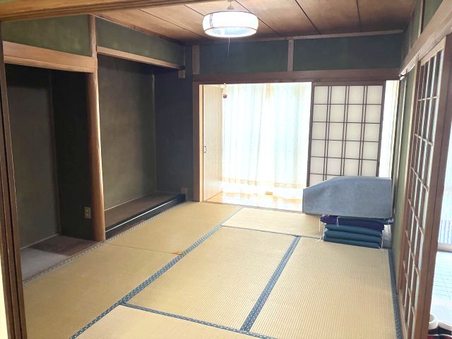 7DK House for Sale in Toyooka, Hyogo - 126 sqm - Thumbnail 3