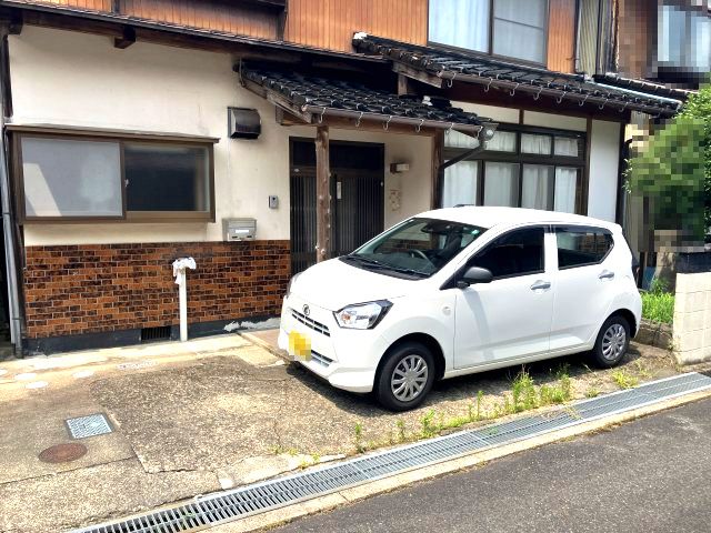 7DK House for Sale in Toyooka, Hyogo - 126 sqm - Thumbnail 2