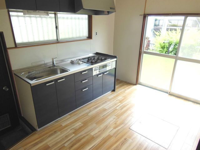 Renovated 4DK House with Garden in Kamigori, Hyogo - Thumbnail 3