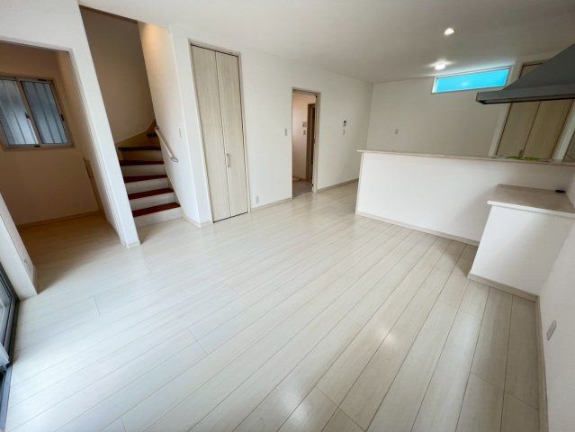 2SLDK Detached House for Sale in Arimoto, Wakayama City - Thumbnail 4