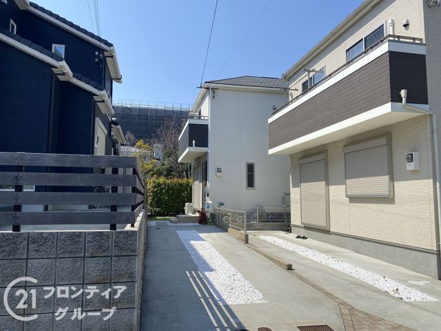 3LDK Detached House for Sale in Gakuen Higashimachi, Kobe - Thumbnail 2